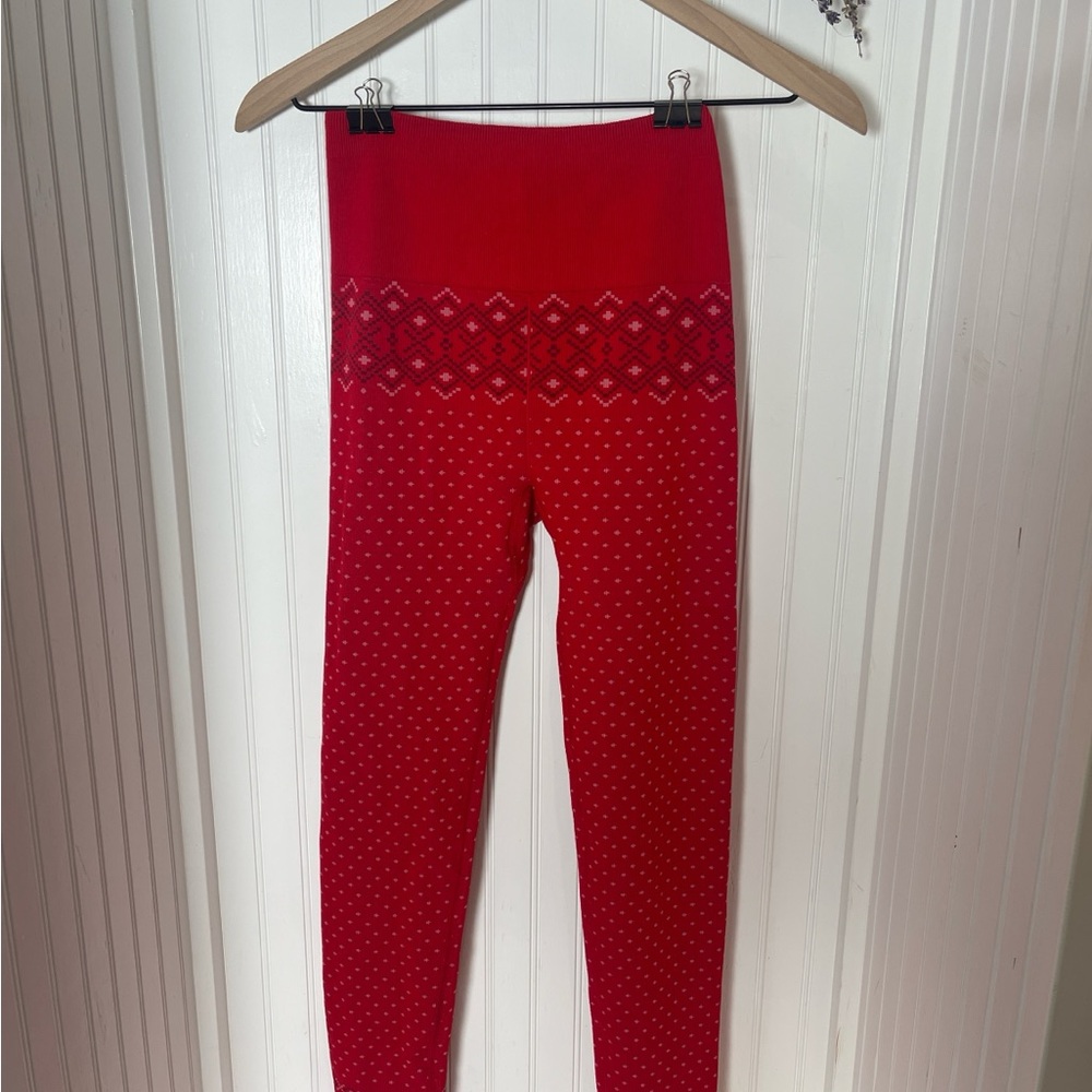 Fabletics Holiday Set - image 6